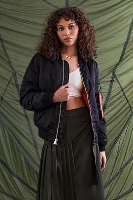 Alpha Industries Alpha Industries Ma-1 Bomber Flight Jacket W in Black, Women's at Urban Outfitters