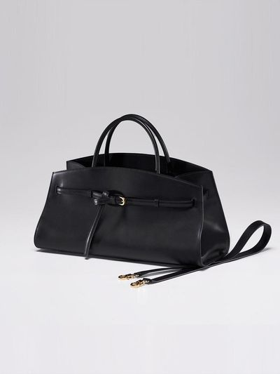 AMADEE B East West Tote Bag [Black]