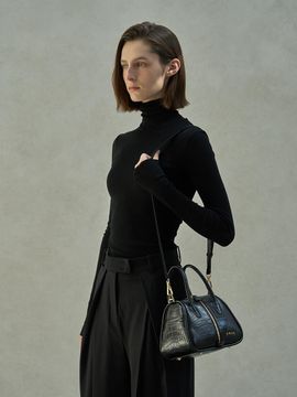 AMAG STUDIO Bio Leather Mini Bag [Black]