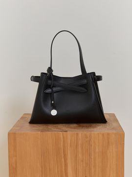 AMAG STUDIO Premium Leather Structured Small Bag _2 colors