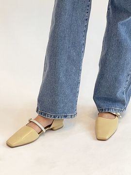 amellie Bianca Strap Buckle Loafer AM211022
