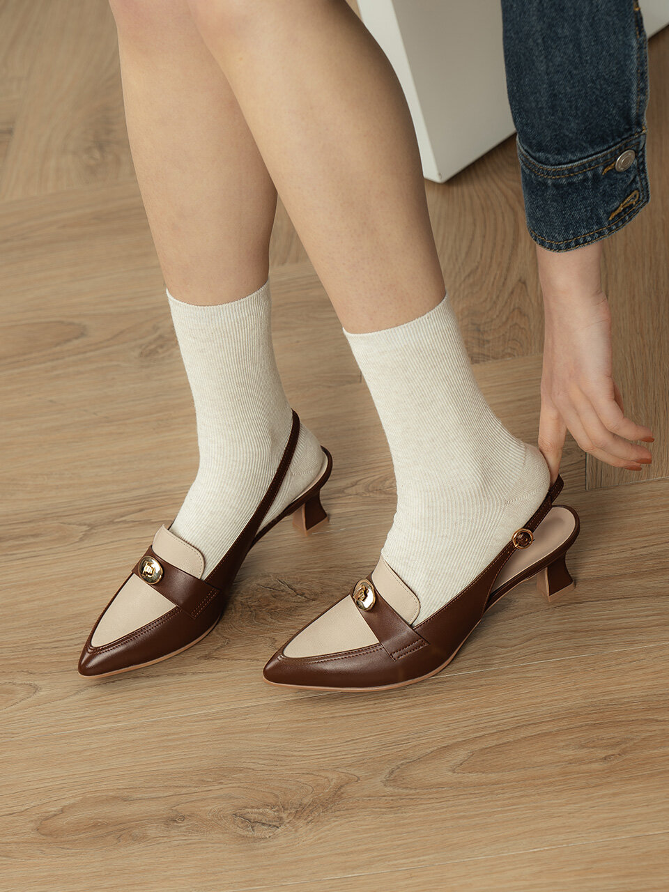 amellie Celia Slingback Pumps