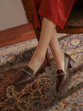 amellie Dina Antique Loafer Pumps