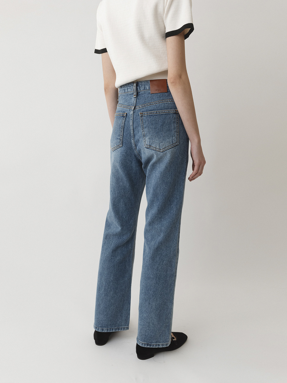 AMONG A Semi Bootcut Denim Pants_Blue
