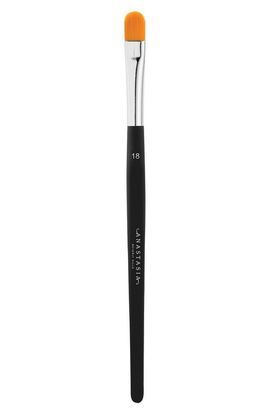 Anastasia Beverly Hills Anastasia Beverly Hills #18 Full Coverage Concealer Brush 
