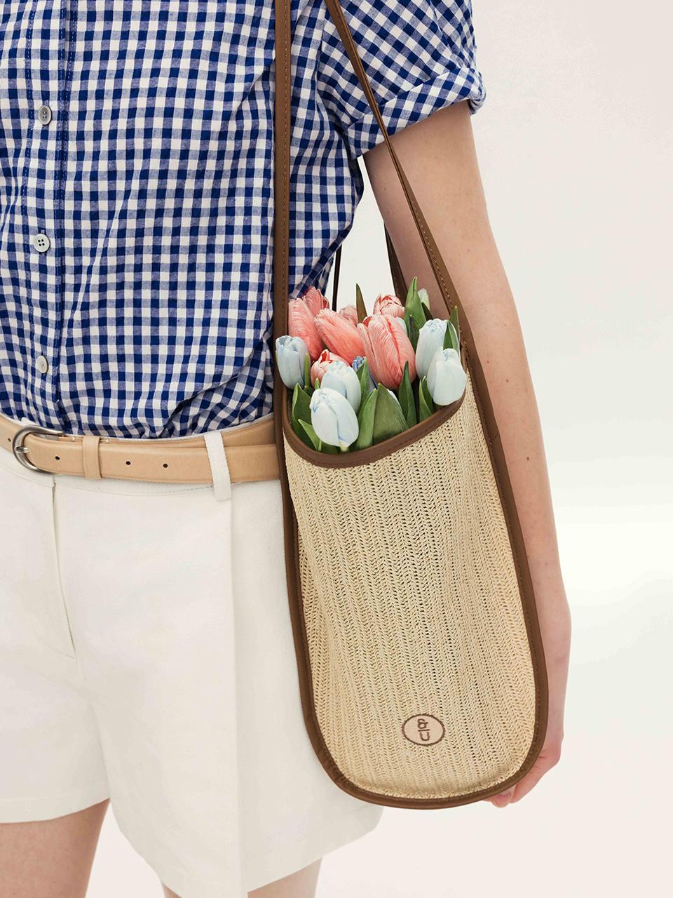 AND YOU ITAEWON Rattan Shoulder Bag [beige]