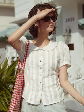 AND YOU Lauderdale Peter Pan Collar Pin-tuck Blouse [Ivory]
