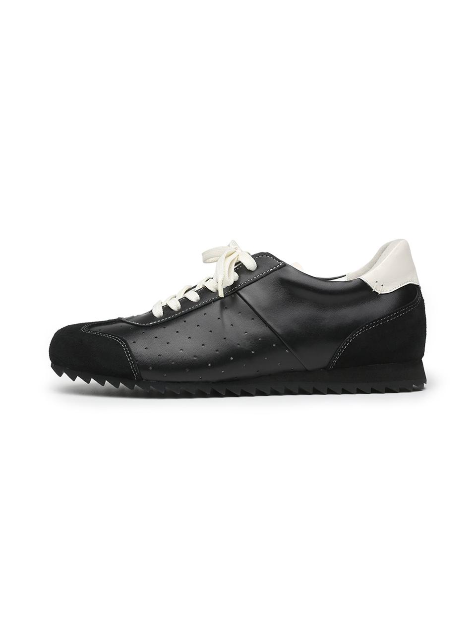 ANDBUTTERUM Purdy Sneakers [Black] (BF5AMK52BK)