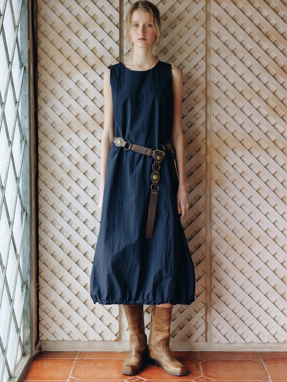 ANDNEEDS Balloon String Dress (Navy)
