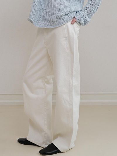 ANDNEEDS Cotton Curved Straight Pants [Beige]