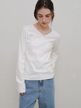 ANDNEEDS Henley Style Fitted V-neck T-shirt [Ivory]
