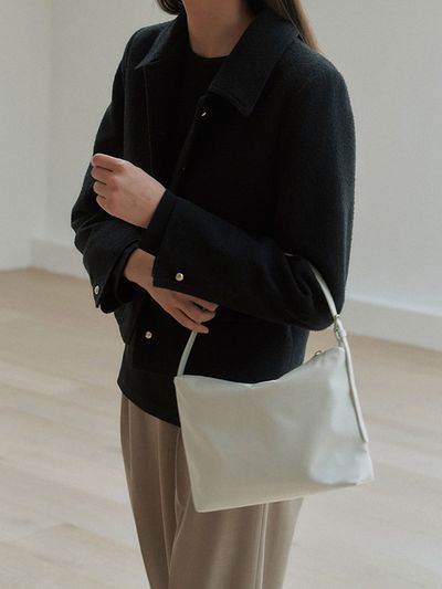 ANDNEEDS Nylon Shoulder Bag_White