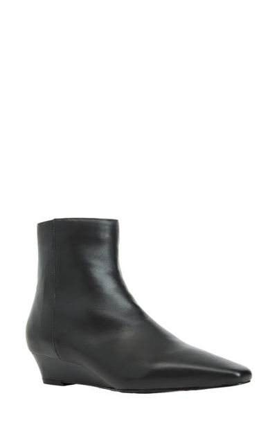 André Assous André Assous Odessa Leather Bootie