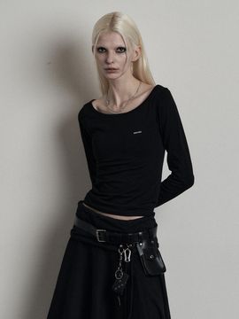 ANIV Oval Neck Steel Logo Cotton Spandex Top [Black]