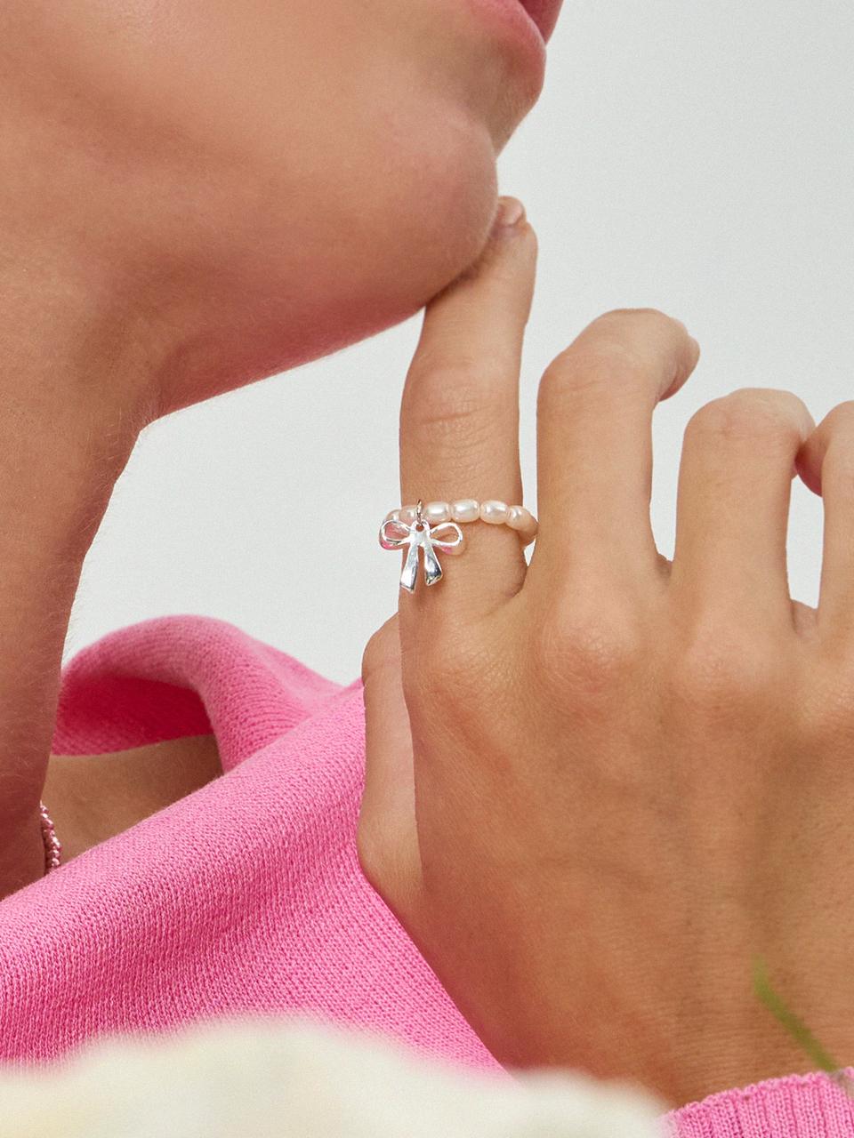 ANNAFLAIR1986 Ribbon Pendant Pearl Ring