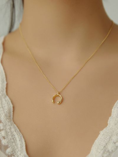 ANNAFLAIR1986 Shoe Pendant Necklace