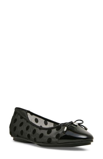 Anne Klein Anne Klein Luci Cap Toe Flat