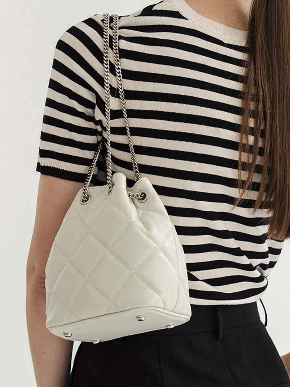 ANODDS Tiwi Sheepskin Quilt Chain Mini Bucket Bag