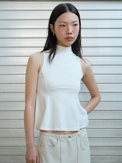 answerisyes Polka crepe Sleeveless Top