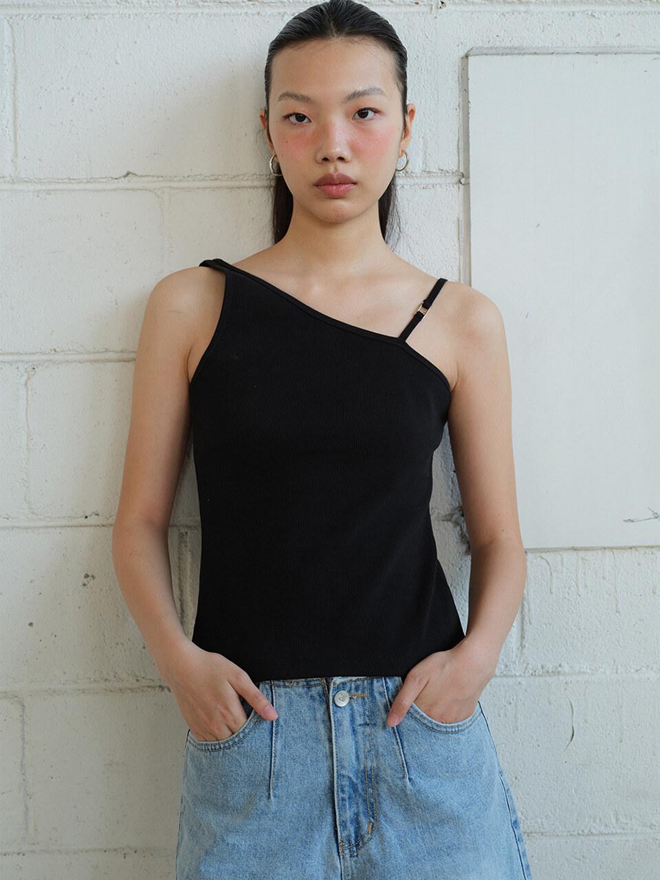 answerisyes Single Buckle sleeveless_black