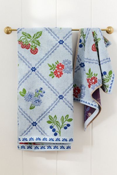 Anthropologie Astrid Cotton Woven Floral Towel Collection