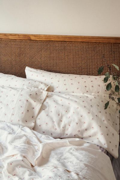 Anthropologie Posy Bud Linen Blend Pillowcase Pair
