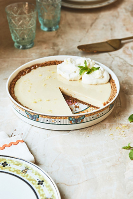 Anthropologie The Bistro Tile Stoneware Pie Dish: Garden Edition