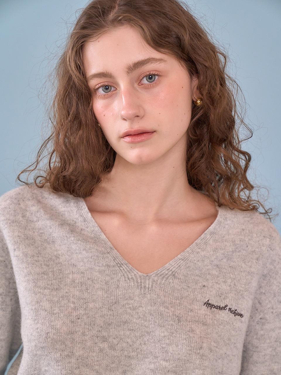 APPAREL ARCHIVE Clay wool 100 v-neck knit Sweater [Gray]