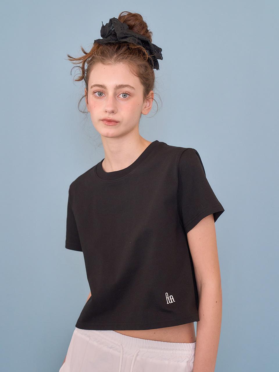 APPAREL ARCHIVE Cool Cotton Crop Tee [Black]