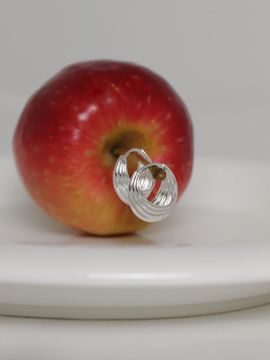 apple pie order Petit Shell Earrings