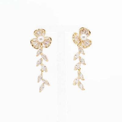 AREA STARS AREA STARS Karishma Pearl Floral Drop Earrings
