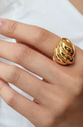 ARGENTO VIVO ARGENTO VIVO Marie Sculpted Dome Ring
