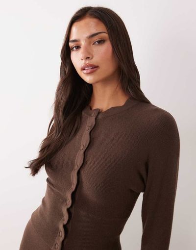 Aria Cove Aria Cove fine knit scallop neck button through cardigan set in chocolate-Brown
