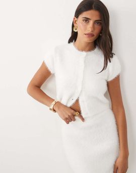 Aria Cove Aria Cove fluffy knit button up cap sleeve crop top in cream - part of a set-White