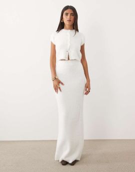 Aria Cove Aria Cove fluffy knit maxi skirt in cream - part of a set-White