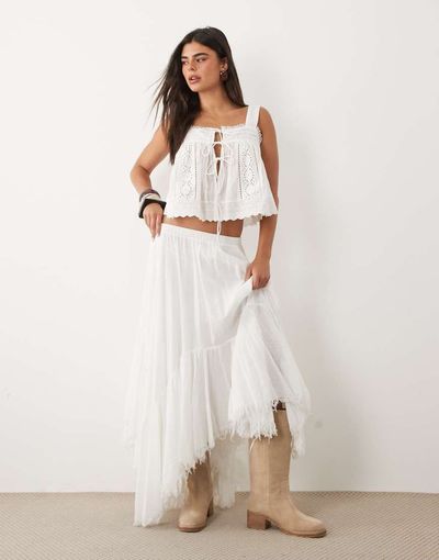 Aria Cove Aria Cove linen look tiered asymmetric raw hem maxi beach skirt in white