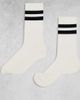 Arket ARKET 2 pack athletic socks in off white and dark blue stripes - 1