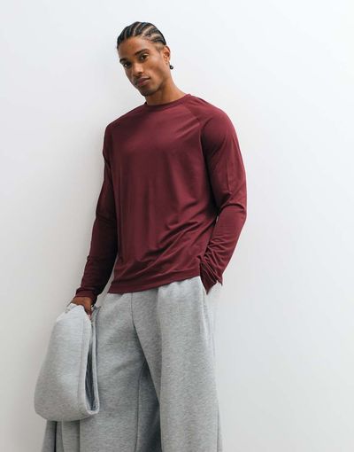 Arket ARKET gym crew neck sweatshirt in burgundy-Red