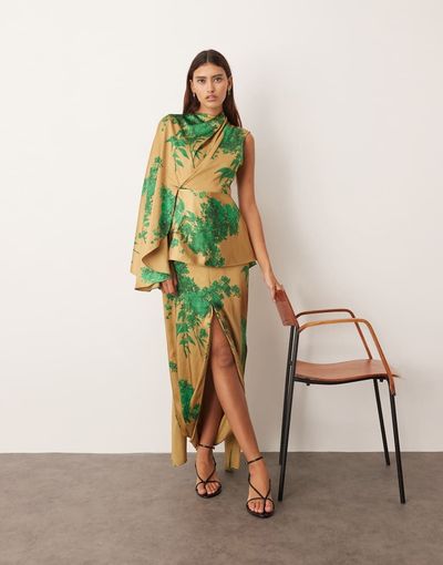 ARRANGE ARRANGE asymmetric cape sleeve drape panel midi dress in floral print-Multi