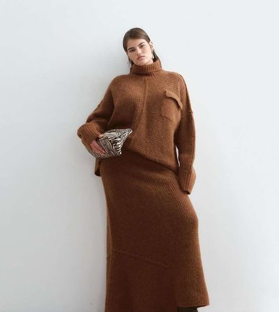 ARRANGE ARRANGE Curve alpaca knitted skirt set in chocolate-Brown