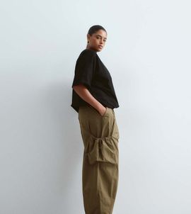 ARRANGE ARRANGE Curve Delphi drawstring utility pants in khaki-Green