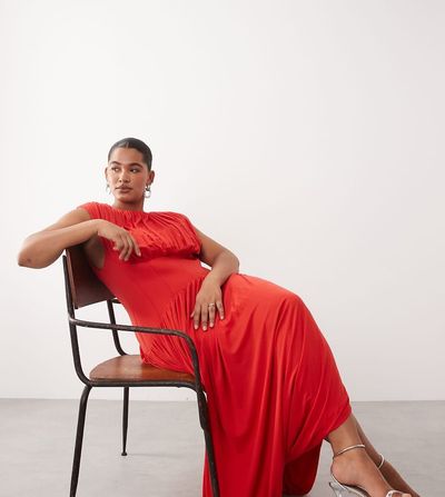 ARRANGE ARRANGE Curve gathered drape maxi dress with cinched waist in red