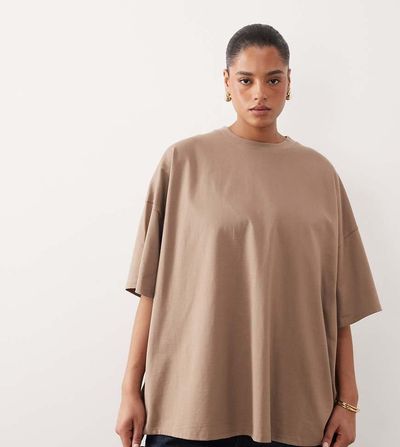 ARRANGE ARRANGE Curve oversized premium heavyweight T-shirt in taupe-Neutral