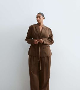 ARRANGE ARRANGE Curve pleated waist wide leg pants in chocolate - part of a set-Brown