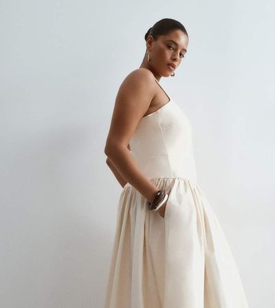 ARRANGE ARRANGE Curve premium waisted dress with puffball hem in ecru-White