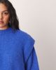 ARRANGE ARRANGE Curve ribbed knit shoulder pad sweater in cobalt blue - 3