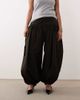 ARRANGE ARRANGE Curve waist seam detail balloon cuffed pants in dark chocolate-Brown - 2