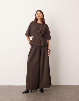 ARRANGE ARRANGE pleat waist tailored wide leg pants in deep chocolate - part of a set-Brown
