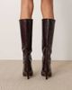 ARRANGE ARRANGE Rowe premium leather heeled knee boots in chocolate-Brown - 3