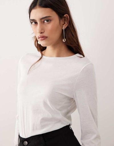 ARRANGE ARRANGE seam detail long sleeve jersey top in white